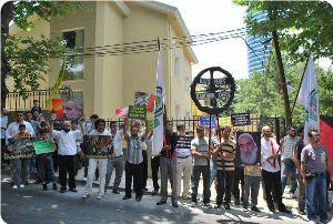 Copy Demo Di Turki Protes Kunjungan Simon Perez Ke Azerbaijan, DataFiles_Cache_TempImgs_2009_1_Images2009_News_2009_june_28_istanbool_300_0