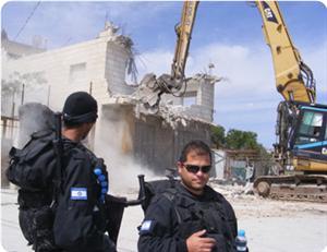 20.12.09 IOF Robohkan rumah Palestinians PIC, DataFiles_Cache_TempImgs_2009_2_images_News_2009_12_20_iof-demolition_300_0 Israel ratakan rumah warga Palestina (foto: PIC)