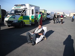 Konvoi Viva Palestina ketika menuggu di perbatasan Suriah-Yordania untuk menyeberang ke Yordania (foto: vivapalestina.org)