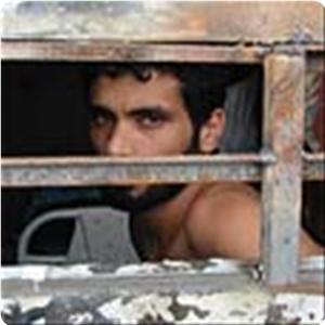 7.4.2010 Tahanan Palestina di penjara Israel foto palestinanprisoners.blogspot.com,  DataFiles_Cache_TempImgs_2009_1_images_News_2009_04_28_prisoner8_300_0 Tahanan Palestina di penjara Israel (foto: palestinanprisoners.blogspot.com)