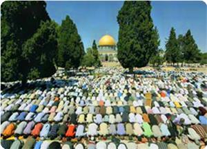 Shalat Jum'at Berjama'ah (Foto : PIC)
