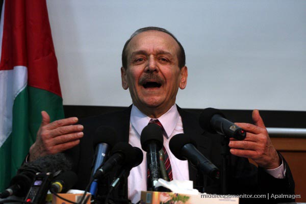 Ashraf Al-Ajrami bekas menteri urusan tahanan Otorita Palestina, anak buah Mahmoud Abbas. foto: MEMO