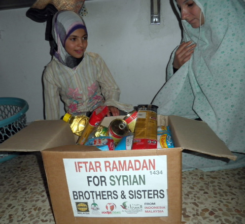 Mari doakan agar kaum dhuafa di Indonesia dan Malaysia mendapatkan yang jauh lebih baik dari kita. foto: Sahabat Suriah/Sahabat Al-Aqsha/Radio Rodja/HALUAN/Al-Sarraa