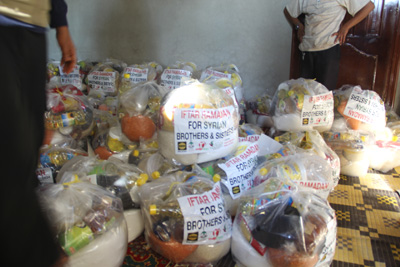 Kerja, kerja, kerja, tak ada waktu untuk berdebat. foto: Sahabat Suriah/Sahabat Al-Aqsha/Radio Rodja/HALUAN/Al-Sarraa