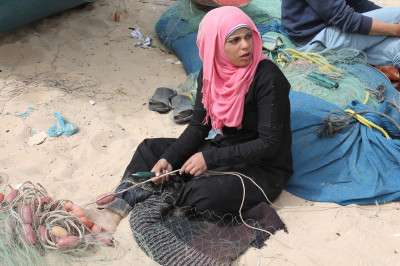 Madleen Kolab, satu-satunya nelayan perempuan di Gaza tidak luput dari serangan tentara zionis 'Israel' di perairan Gaza. Foto: Middle East Monitor