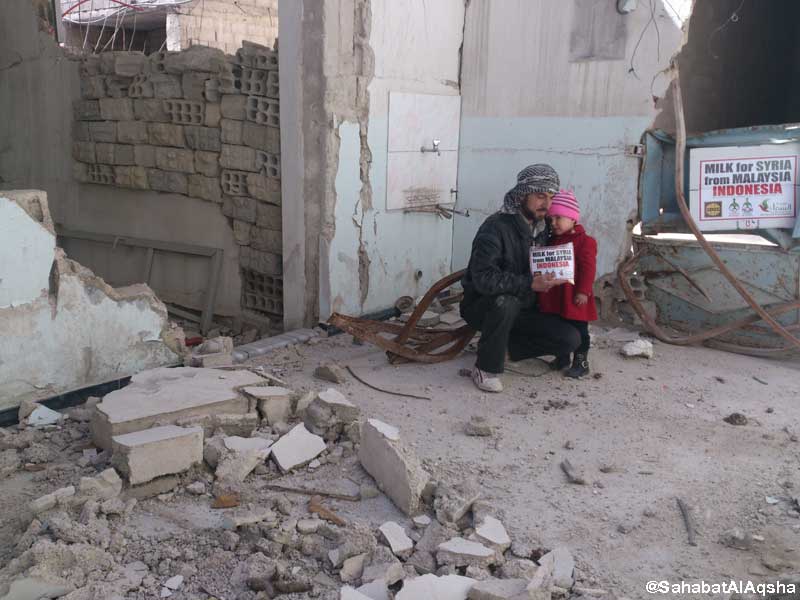 Ini dulu rumah kami sampai Assad menjatuhi dengan bom. foto: Sahabat Al-Aqsha/HALUAN/Al-Sarraa