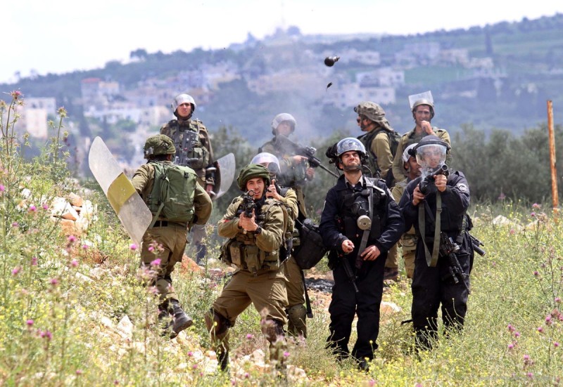 Kantor Koordinasi Urusan Kemanusiaan PBB (UN OCHA) menyatakan, pasukan Zionis menewaskan 57 warga Palestina dan melukai 1.301 lainnya di Wilayah Palestina Terjajah (OPT), pada periode 1 Januari hingga 4 April tahun ini. Foto: Middle East Monitor