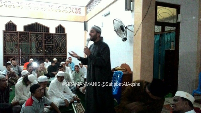 Catatan Penterjemah SIRAMAN MANIS 02 (16 Juni 2016)