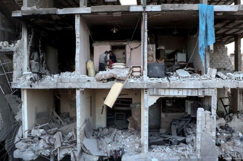 Rumah sakit yang hancur setelah rezim Assad melakukan serangan udara di Ghouta Timur Suriah pada 21 Februari 2018. Foto: Diaa Al-Din Samout/Anadolu Agency