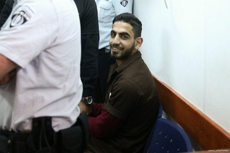 Pejuang perlawanan Palestina Omar Al-Abed di pengadilan. Foto: aaron_sela/Twitter