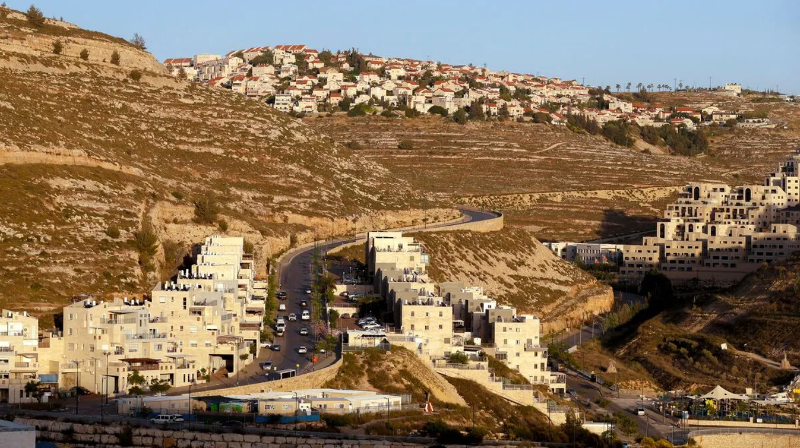 Permukiman ilegal penjajah yang berada di antara Ramallah dan Baitul Maqdis, 10 Mei 2022. Foto: Ahmad Gharabli/AFP/Getty Images